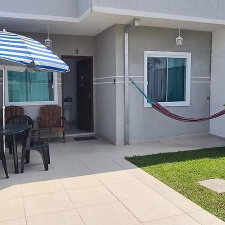Casa A Poucos Metros Da Praia! 구아라투바 외부 사진