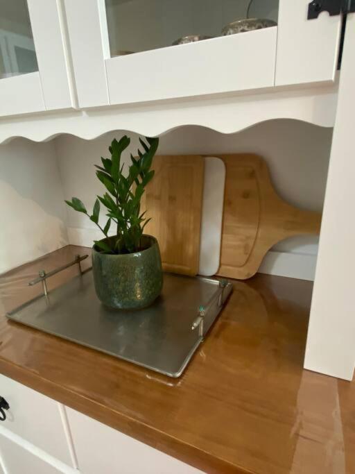Casa A Poucos Metros Da Praia! 구아라투바 외부 사진